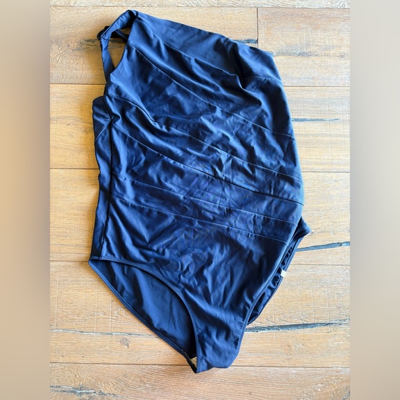 summersalt Other - Summersalt The Stidestroke Navy One piece “Unicorn of Swimsuits”